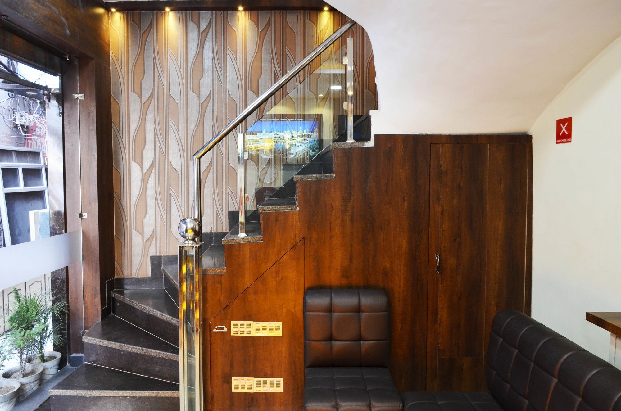 Hotel Oyo 7447 Grand Park Amritsar Esterno foto