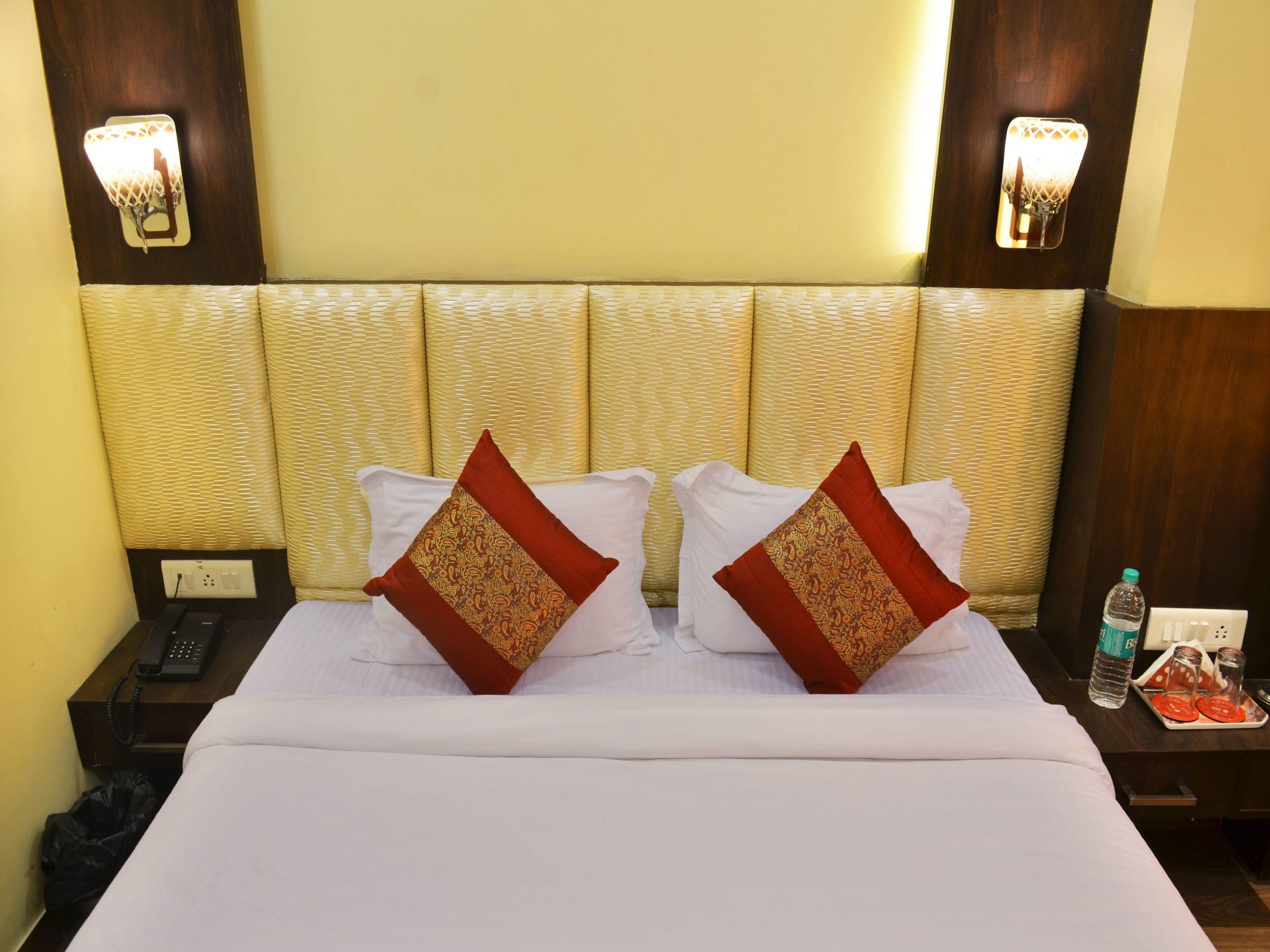 Hotel Oyo 7447 Grand Park Amritsar Esterno foto
