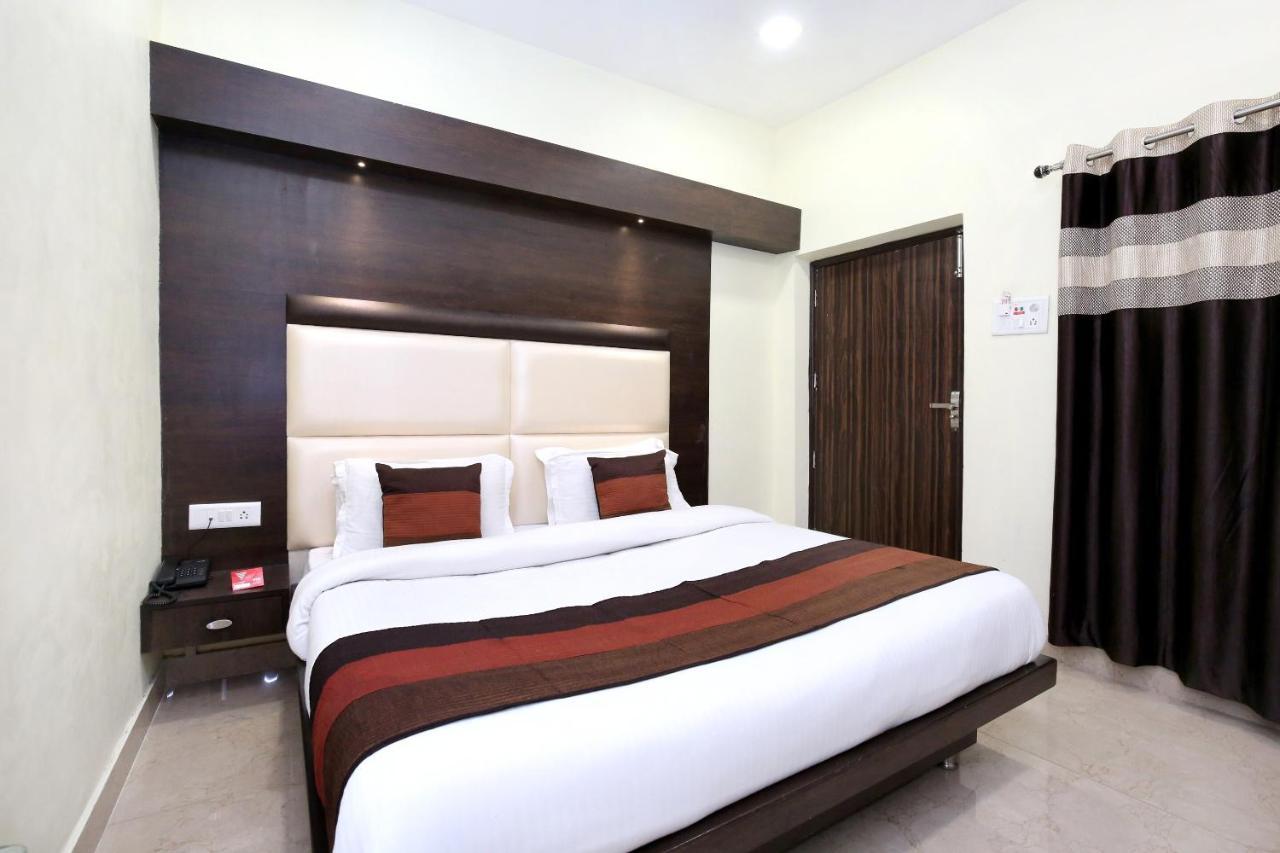 Hotel Oyo 7447 Grand Park Amritsar Esterno foto